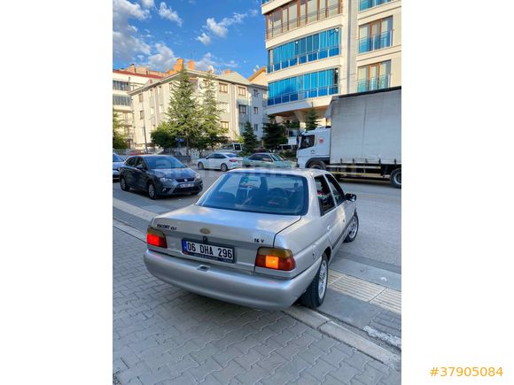 Sahibinden Ford Escort 1.6 CLX 1997 Model 