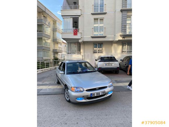 Sahibinden Ford Escort 1.6 CLX 1997 Model 