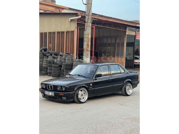 Sahibinden BMW  3.18 is 1990 Model 