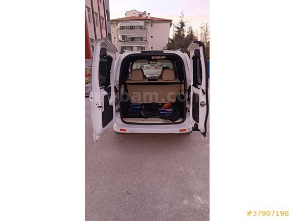 Sahibinden Ford Transit Courier 1.5 TDCi Trend 2020 Model