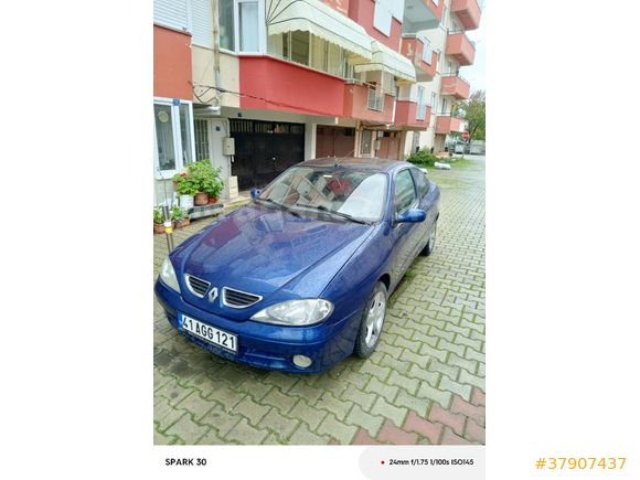 Sahibinden Renault Megane 1.6 Coupe RXI 2001 Model  232.000 km Lacivert