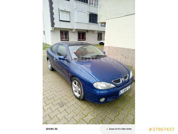 Sahibinden Renault Megane 1.6 Coupe RXI 2001 Model  232.000 km Lacivert