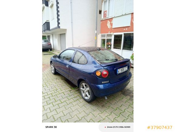Sahibinden Renault Megane 1.6 Coupe RXI 2001 Model  232.000 km Lacivert