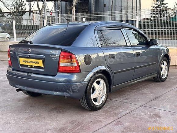 AVŞAR OTOMOTİV DEN TR DE TEK MÜKEMMEL TEMİZLİKTE OPEL ASTRA CD