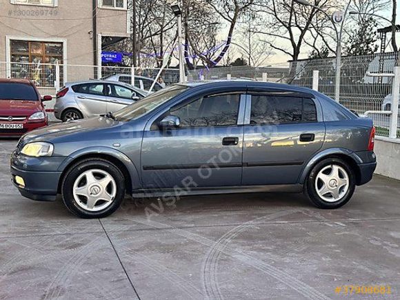 AVŞAR OTOMOTİV DEN TR DE TEK MÜKEMMEL TEMİZLİKTE OPEL ASTRA CD