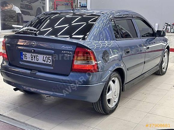 AVŞAR OTOMOTİV DEN TR DE TEK MÜKEMMEL TEMİZLİKTE OPEL ASTRA CD