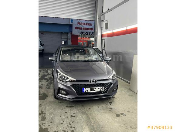 iLK SAHIBINDEN 2019 MAKYAJLI I 20 CAM TAVANLI 19,000 km !!