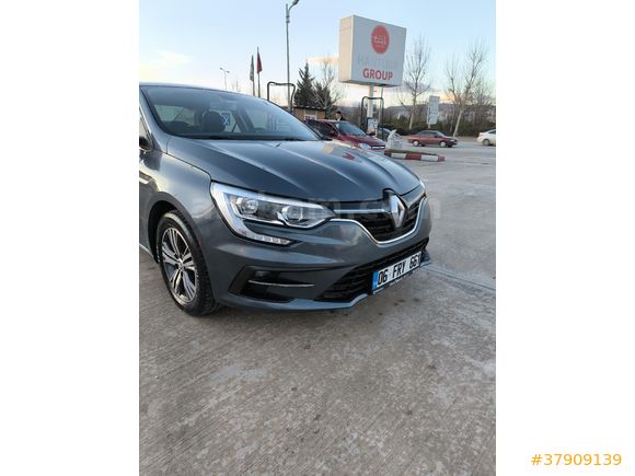 Sahibinden Renault Megane 1.3 TCe Touch 2023 Model
