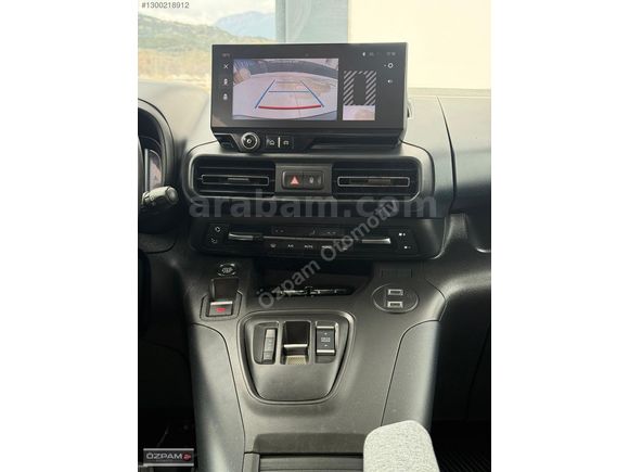 ÖZPAM 2.EL'DEN 2024 CİTROEN BERLİNGO 1.5BLUEHDI SHİNE BOLD XTR