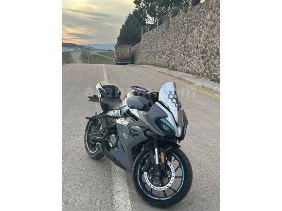 Sahibinden Takaslı CFmoto 250SR