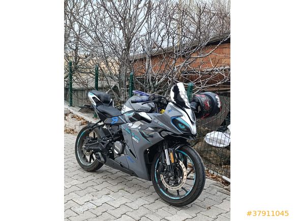 Sahibinden Takaslı CFmoto 250SR