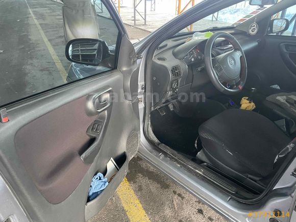 Sahibinden Opel Corsa 1.3 CDTI Essentia 2004 Model 