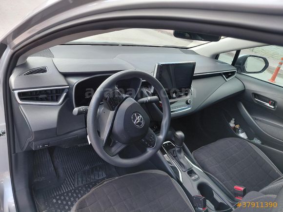 Sahibinden Toyota Corolla 1.5 Vision 2024 Model