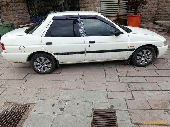 Sahibinden Ford Escort 1.6 CLX 1996 Model