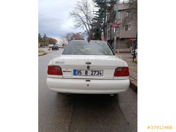Sahibinden Ford Escort 1.6 CLX 1996 Model