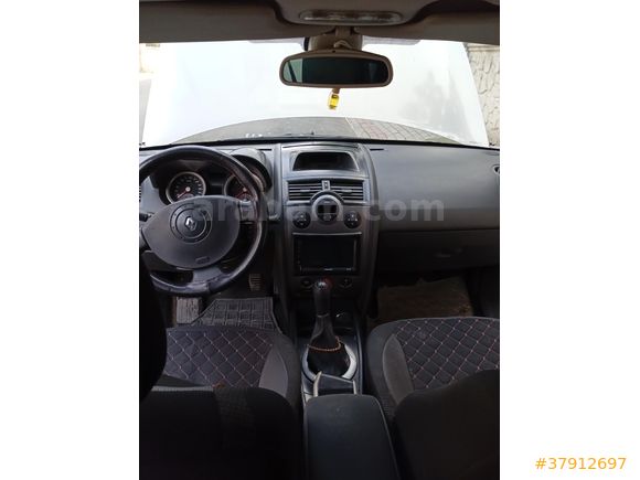 Sahibinden Renault Megane 1.6 Dynamique 2004 Model