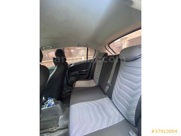 Opel Corsa 1.3 CDTI Essentia 2013 trafiğe çıkışlı 