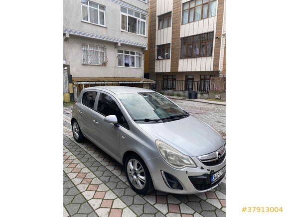 Opel Corsa 1.3 CDTI Essentia 2013 trafiğe çıkışlı 