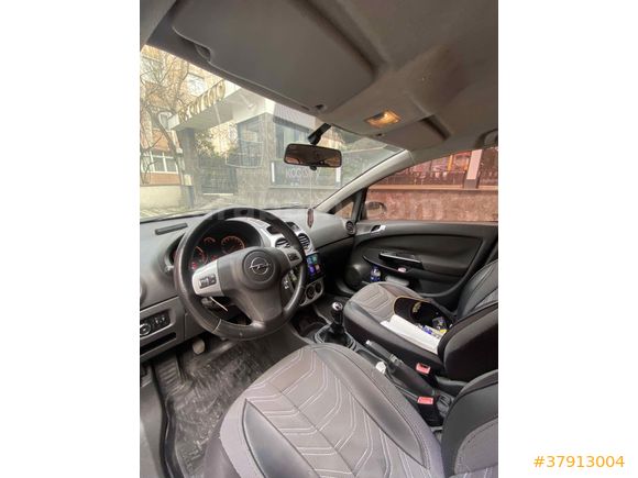 Opel Corsa 1.3 CDTI Essentia 2013 trafiğe çıkışlı 