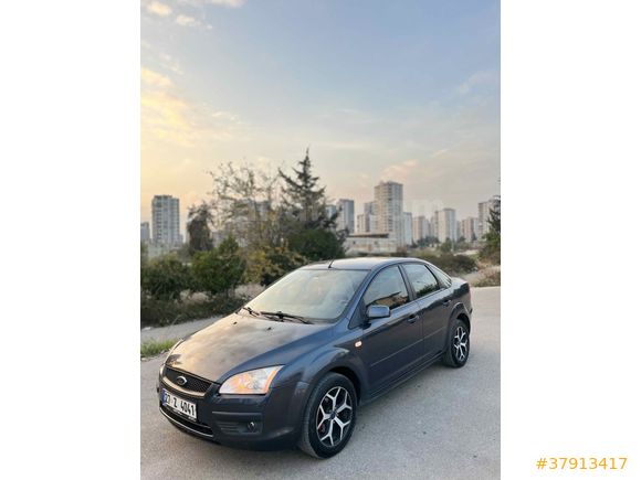SAĞLIKÇIDAN TEMİZ BAKIMLI FULL BAKIMLI FORD FOCUS 110 LUK