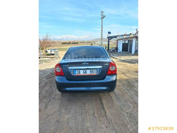Sahibinden Ford Focus 1.6 TDCi Titanium 2010 Model 