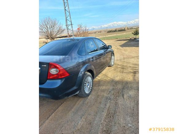 Sahibinden Ford Focus 1.6 TDCi Titanium 2010 Model 