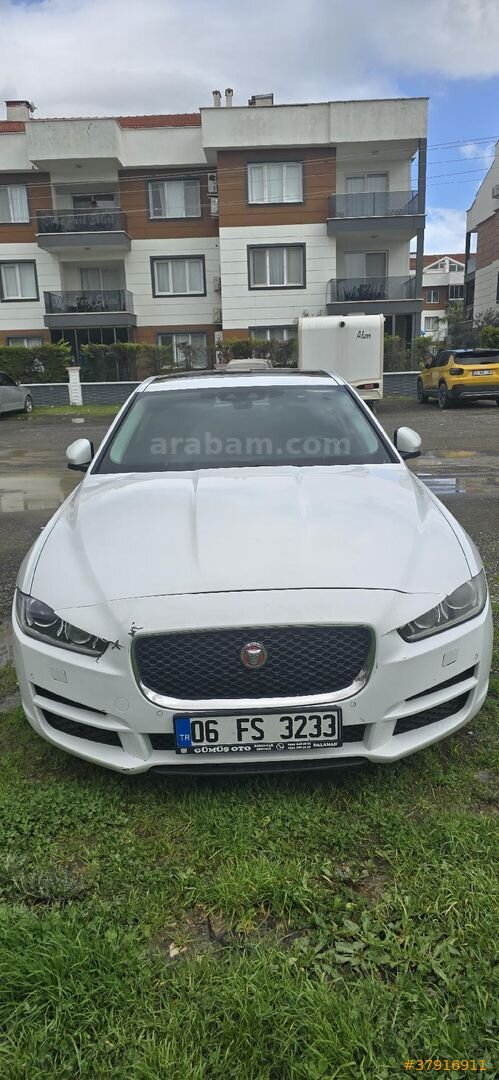 Sahibinden Jaguar XE 2.0 D Portfollio Plus 2015 Model Ankara 226.000 km Beyaz 1