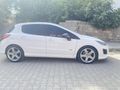 Peugeot 308 1.6 HDi Active 2013 Model
