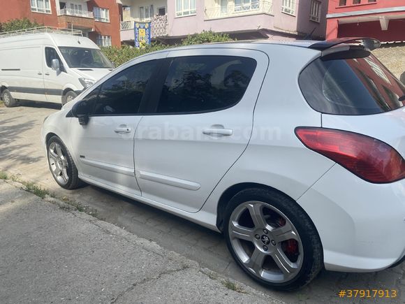 Peugeot 308 1.6 HDi Active 2013 Model