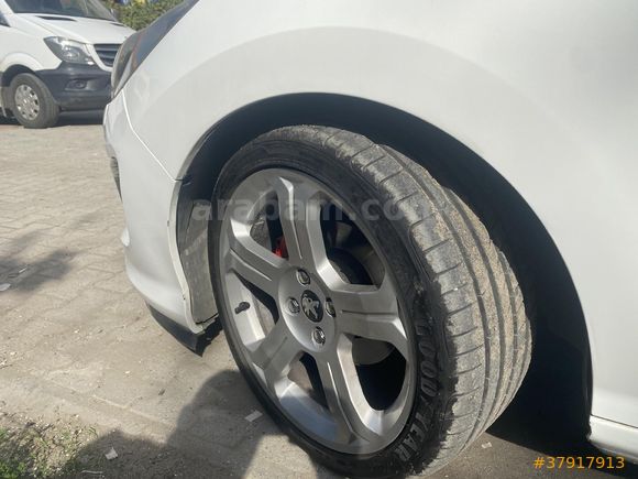 Peugeot 308 1.6 HDi Active 2013 Model