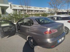 Sahibinden Seat Cordoba 1.4 TDI Signo 2004 Model  246.000 km Gri boya değişen tramer yoktur .aracımda güneş yaniklari vardır ufak