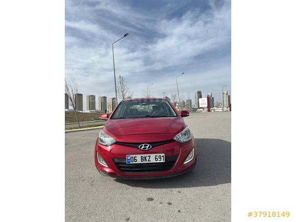 Sahibinden Hyundai i20 1.4 CVVT Sense 2014 Model