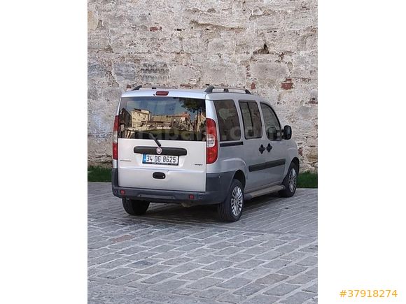 Sahibinden Fiat Doblo Combi 1.3 Multijet 2012 Model İstanbul 204.000 km Gri