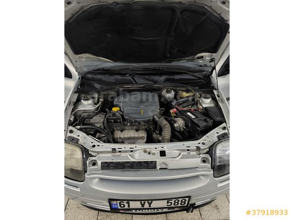 Sahibinden Renault Clio 1.4 RNA 2001 Model