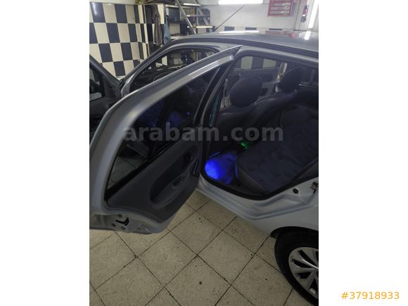 Sahibinden Renault Clio 1.4 RNA 2001 Model