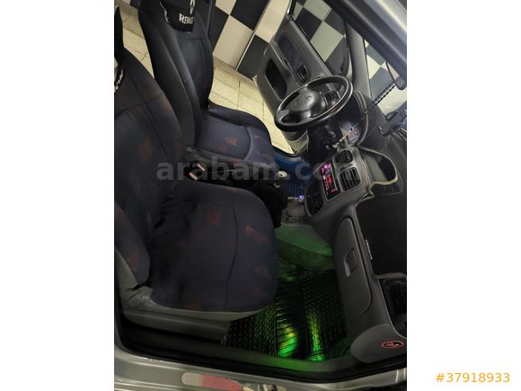 Sahibinden Renault Clio 1.4 RNA 2001 Model