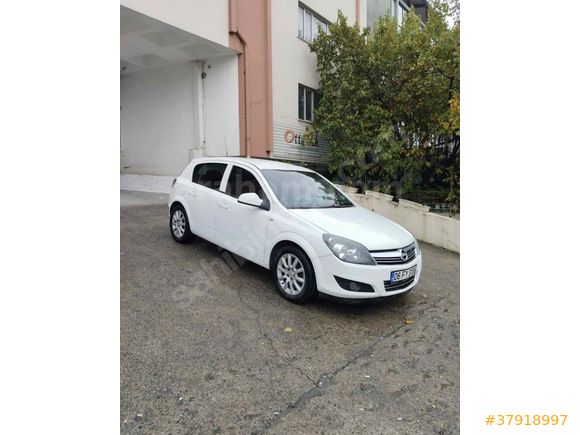 Kazasız düşük KM Temiz aile aracı