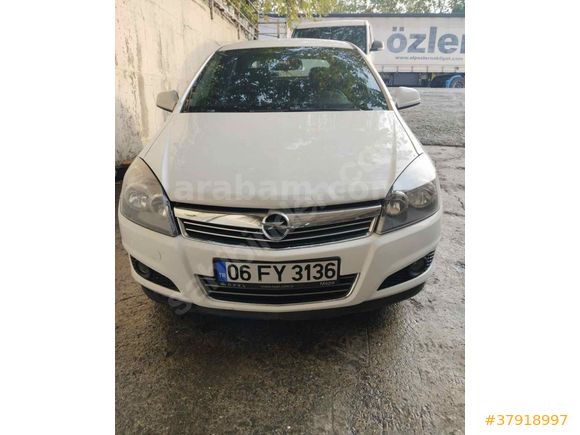 Kazasız düşük KM Temiz aile aracı