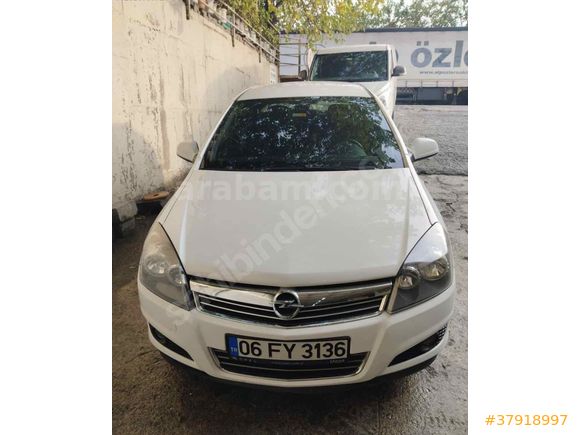 Kazasız düşük KM Temiz aile aracı