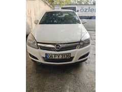 Kazasız düşük KM Temiz aile aracı