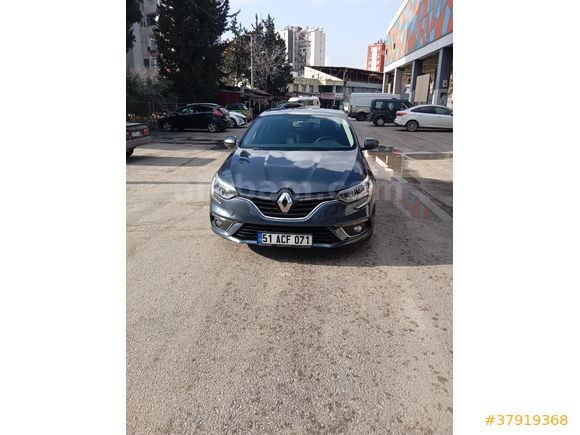 Sahibinden Renault Megane 1.6 Joy 2017 Model