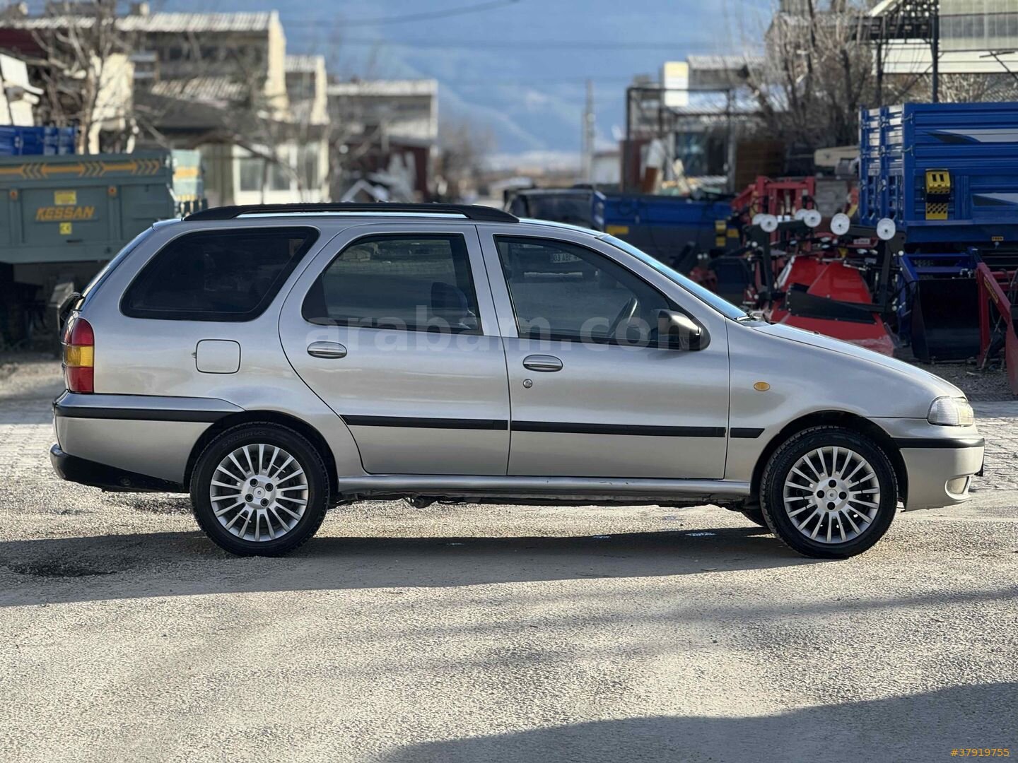 Galeriden Fiat Palio 1.6 HL Weekend 1999 Model Afyonkarahisar 259.000 km Gri (Gümüş) 6