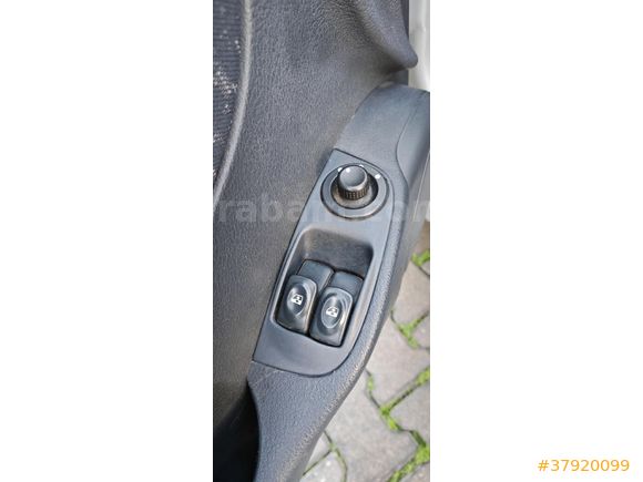 Sahibinden Renault Megane 1.6 RXT 2002 Model