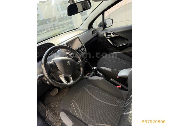 Sahibinden Peugeot 208   TERTEMİZ 