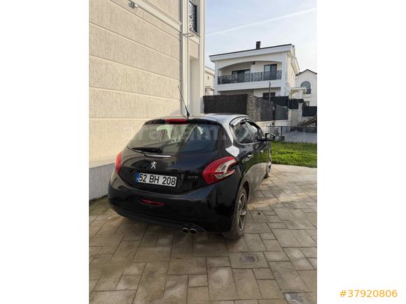 Sahibinden Peugeot 208   TERTEMİZ 