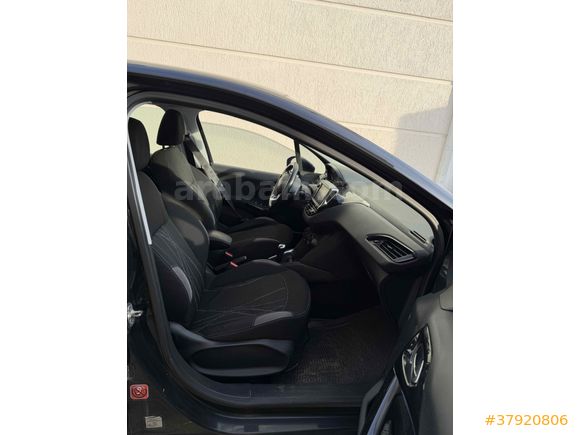 Sahibinden Peugeot 208   TERTEMİZ 