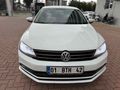 POLİS MEMURUNDAN  TEMİZ JETTA 