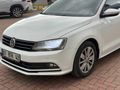 POLİS MEMURUNDAN  TEMİZ JETTA 