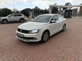 POLİS MEMURUNDAN  TEMİZ JETTA 