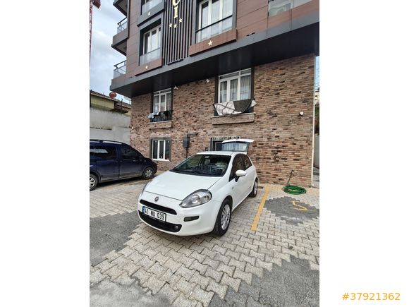 Sahibinden Fiat Punto 1.4 Mair Easy S&S 2013 Model  208.000 km Beyaz